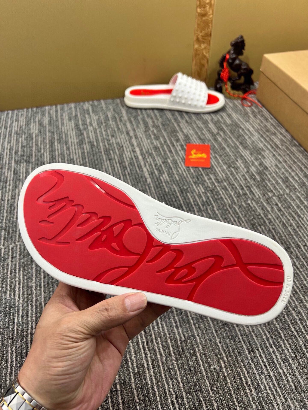 Z5ZA127 Popular slippers