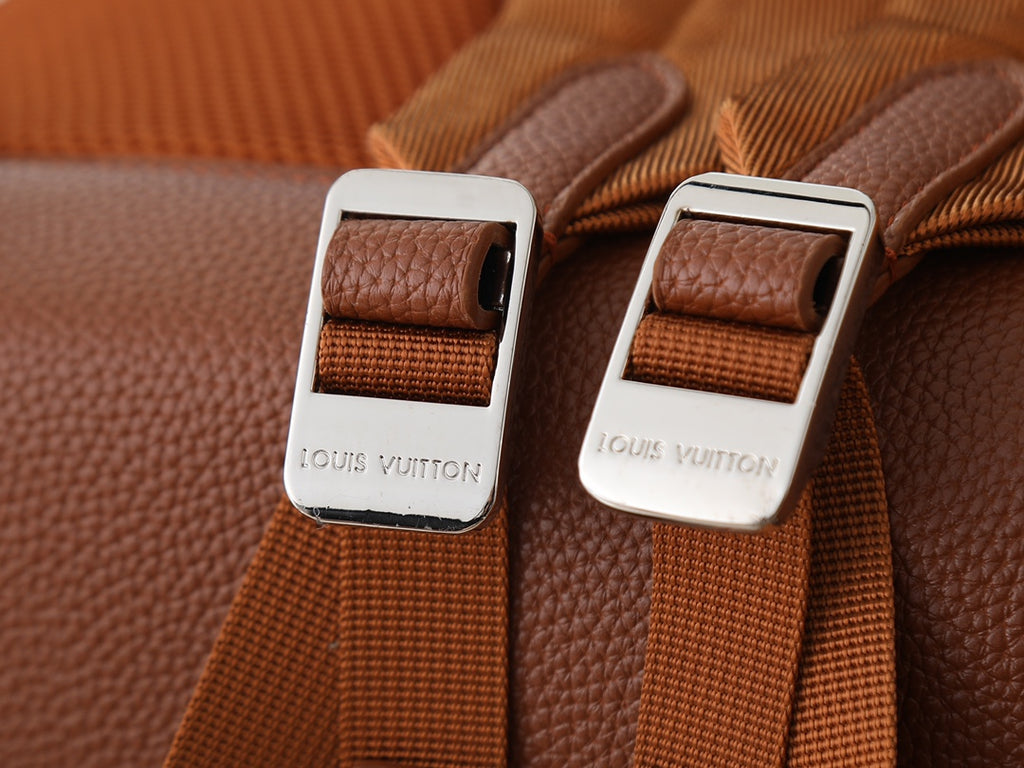 B1P46E41 Popular leather bag