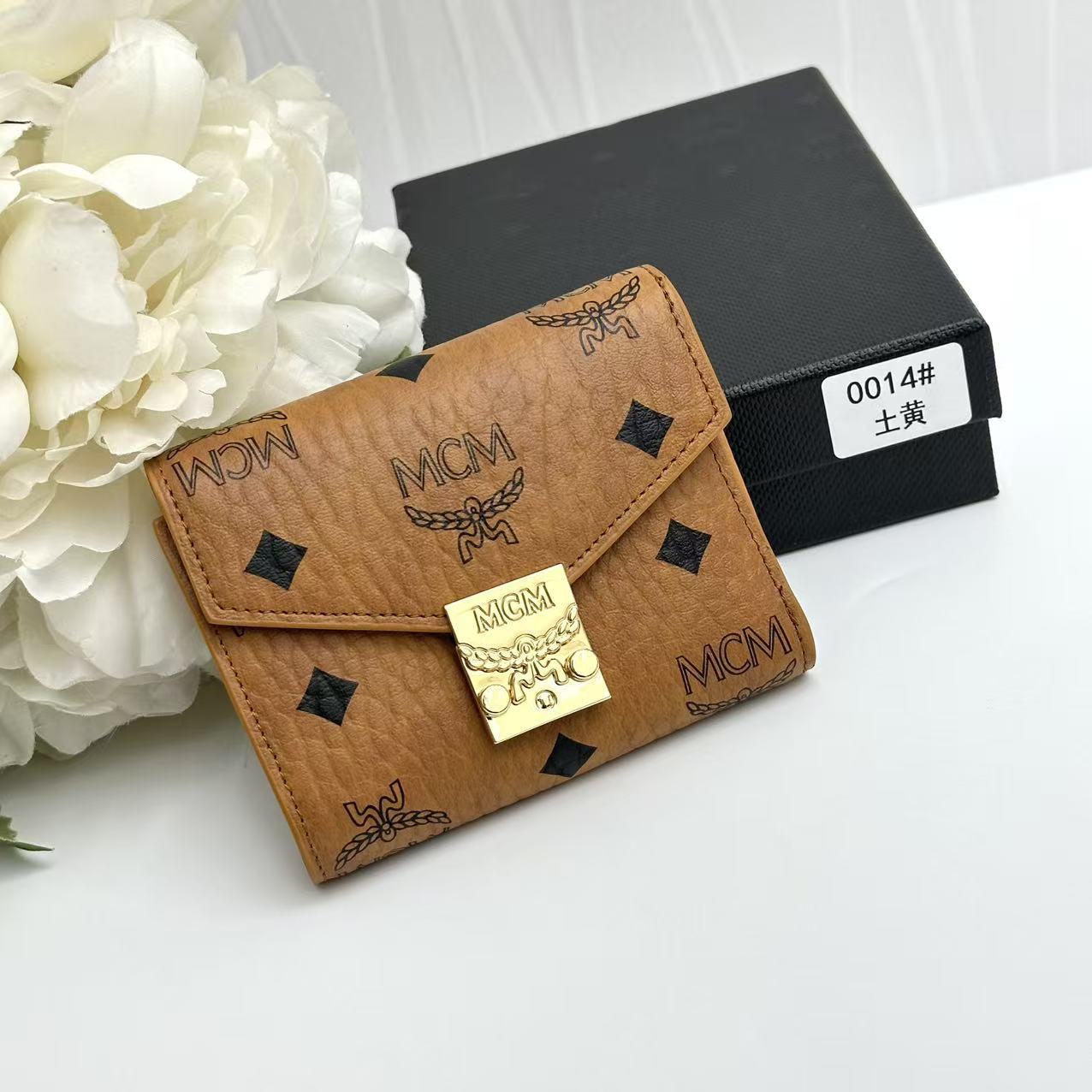B1N36M13 Popular leather  Wallets