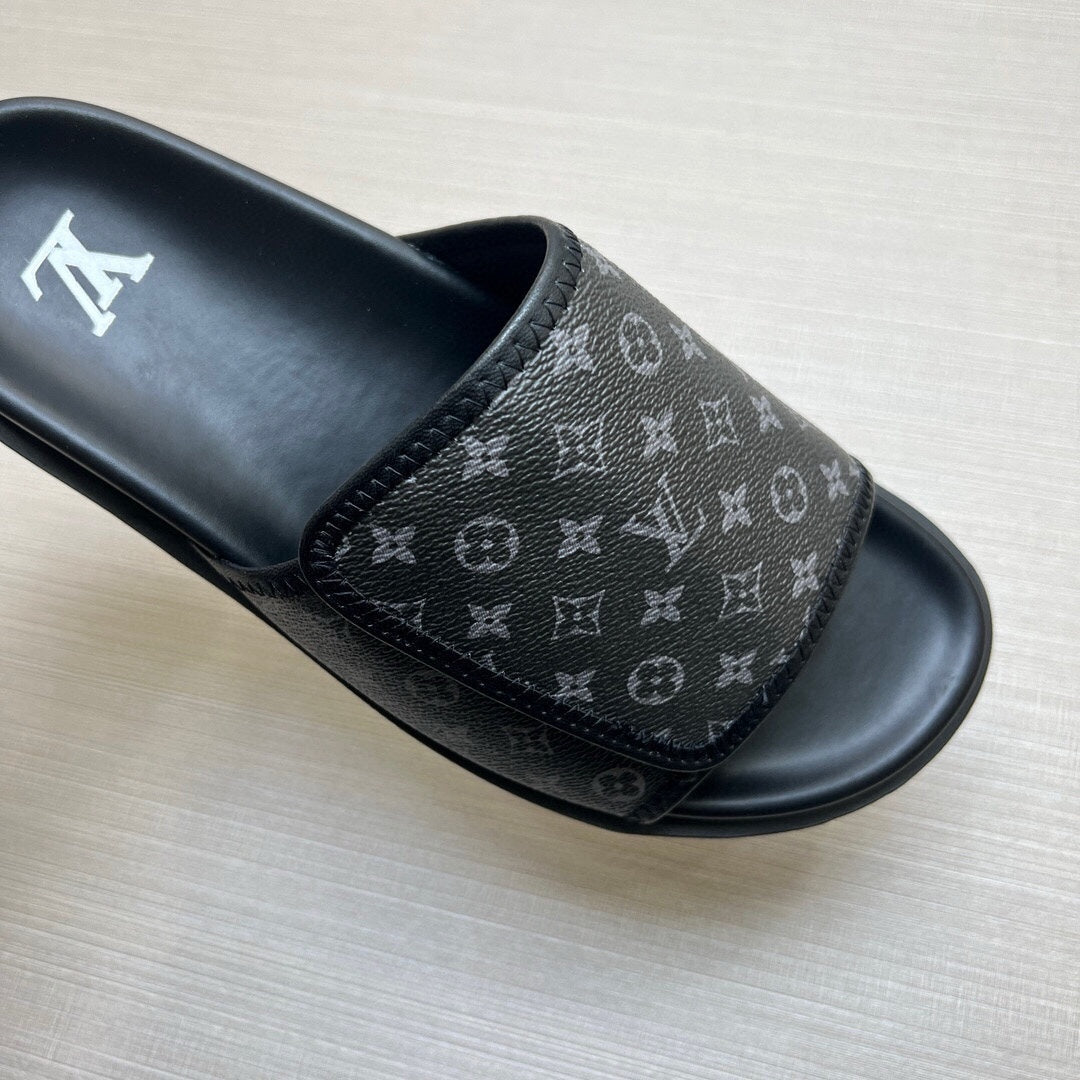 Z5WE246 Popular Slippers