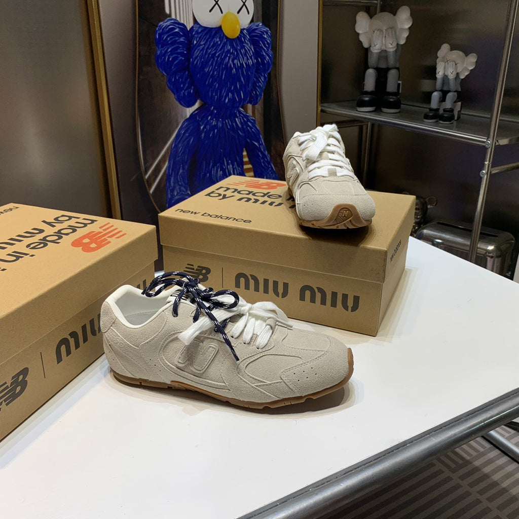 Z1P54A118 Popular shoes