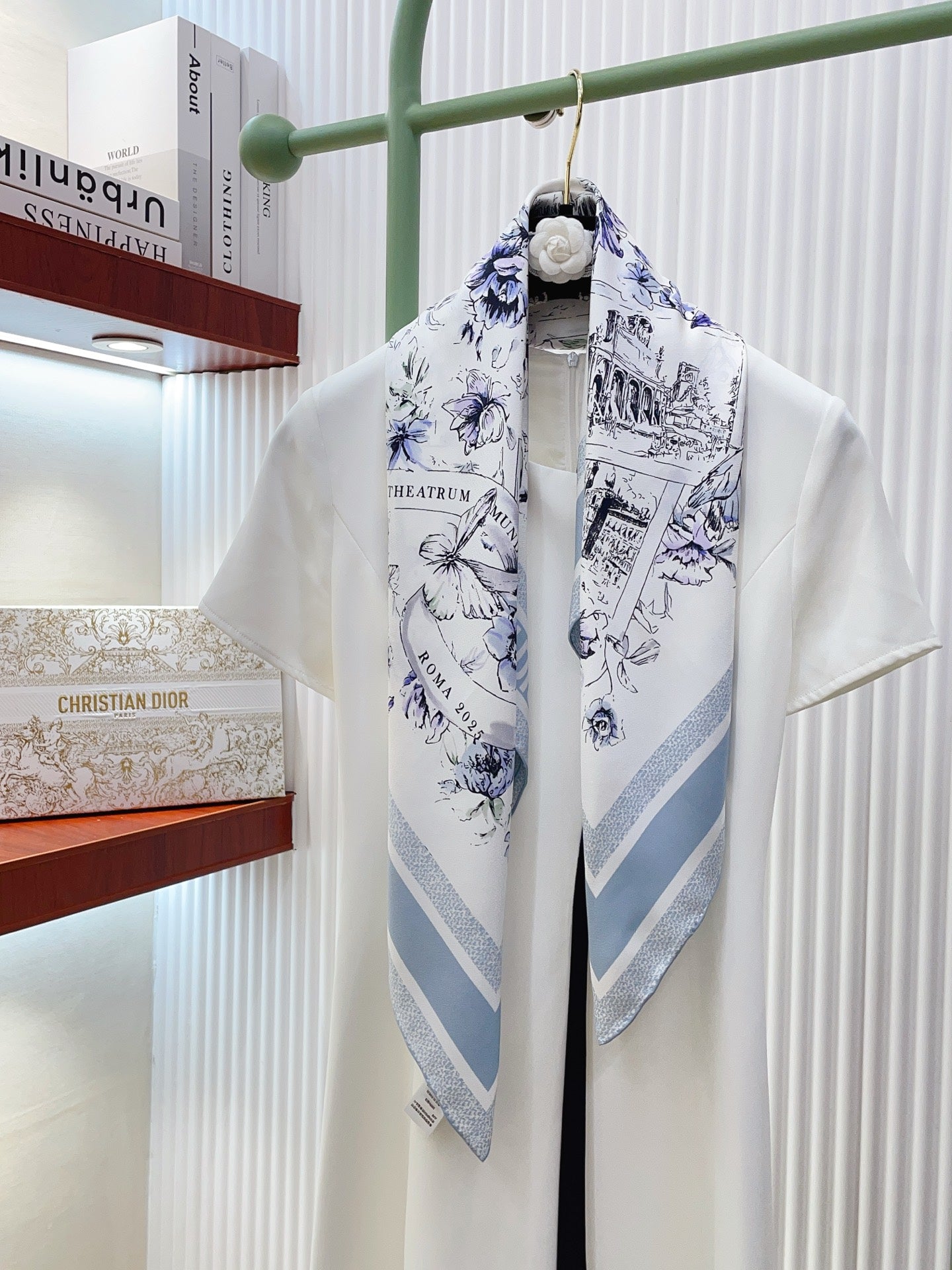 W1N36D27 Popular Silk Scarve