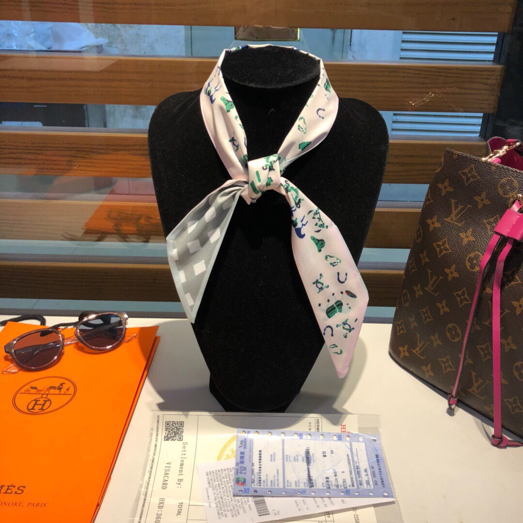 W1N46H2 Popular Silk Scarve