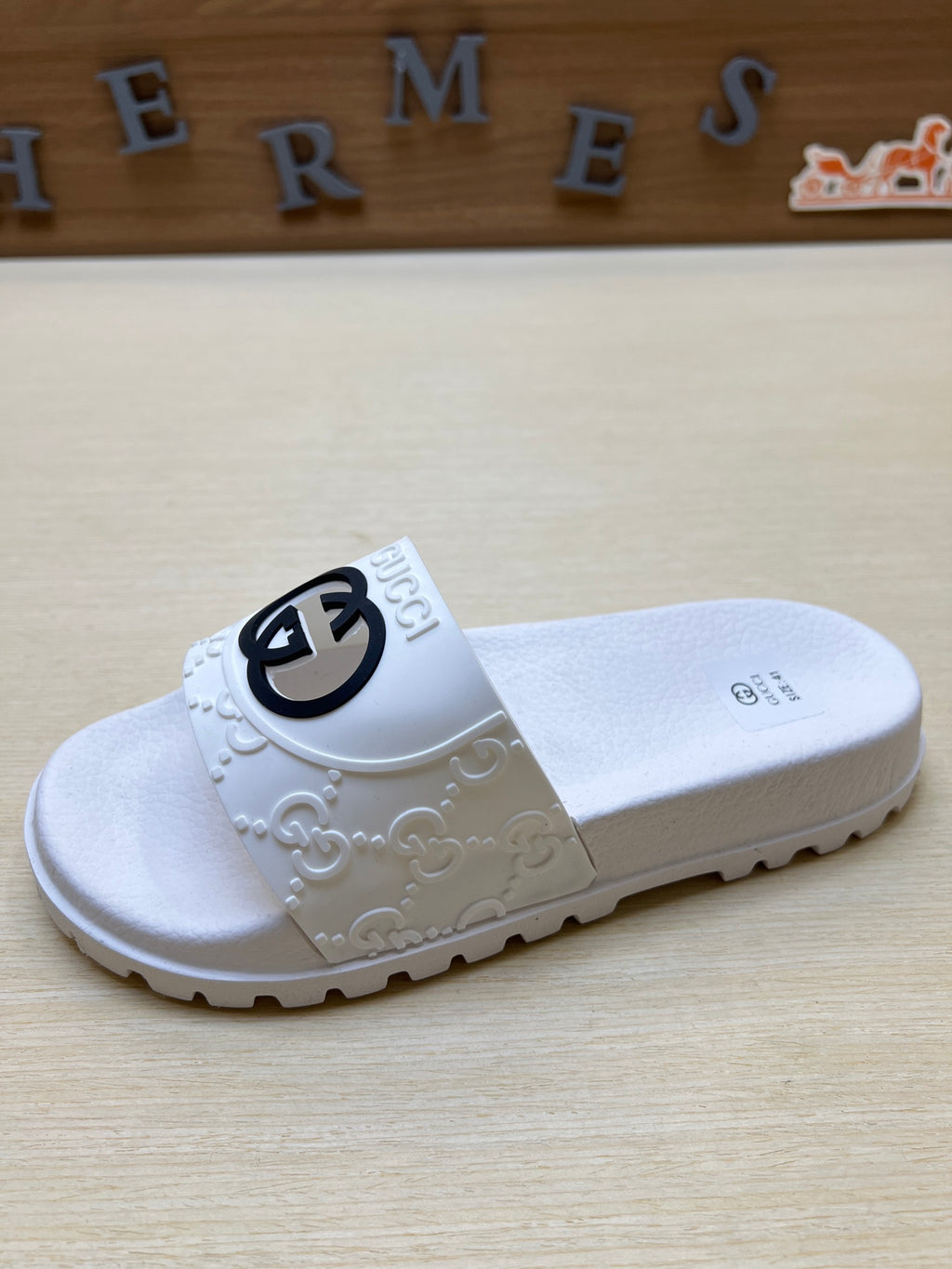 Z5X76B6  Popular slippers