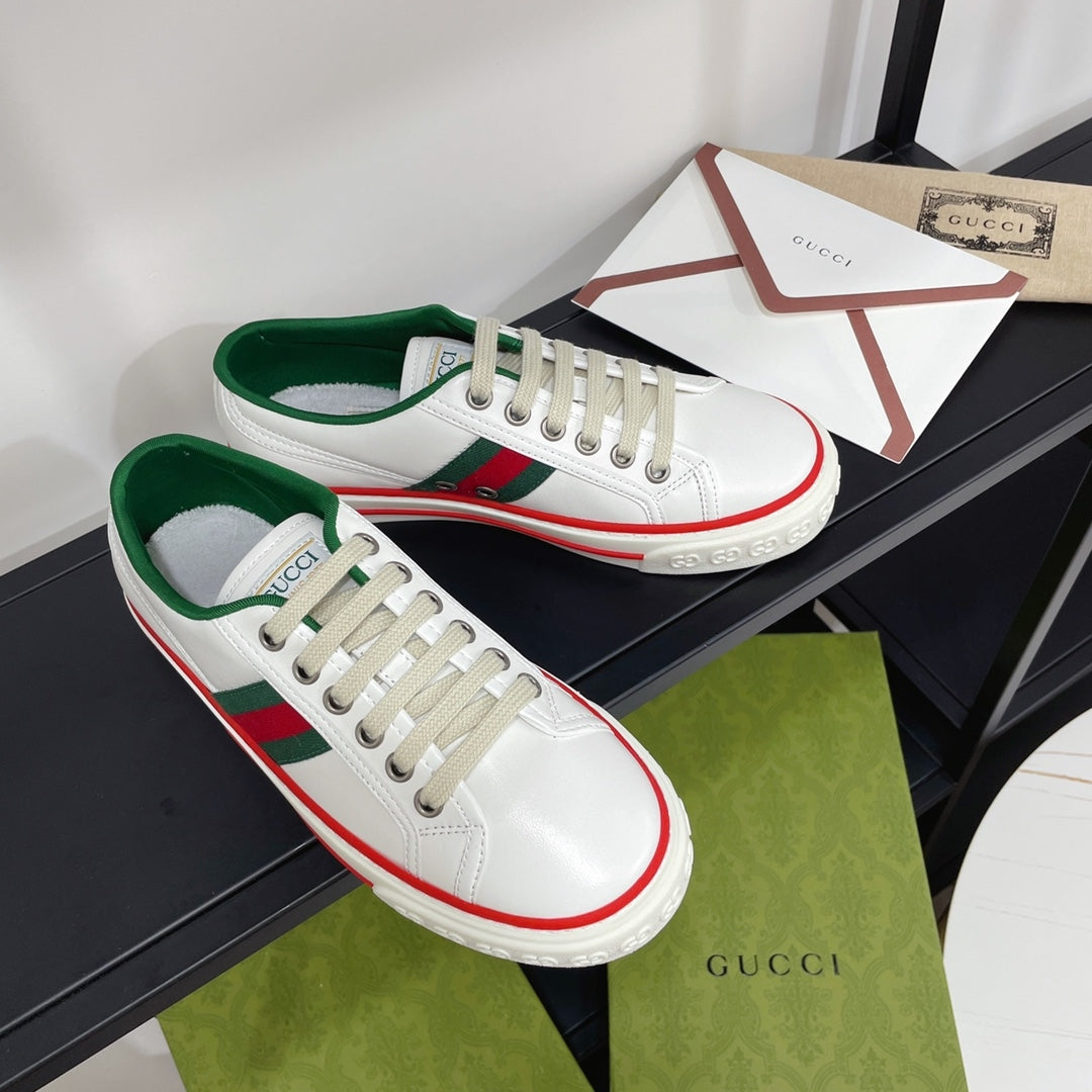 Z2Q105B208 Popular high-quality Shoes