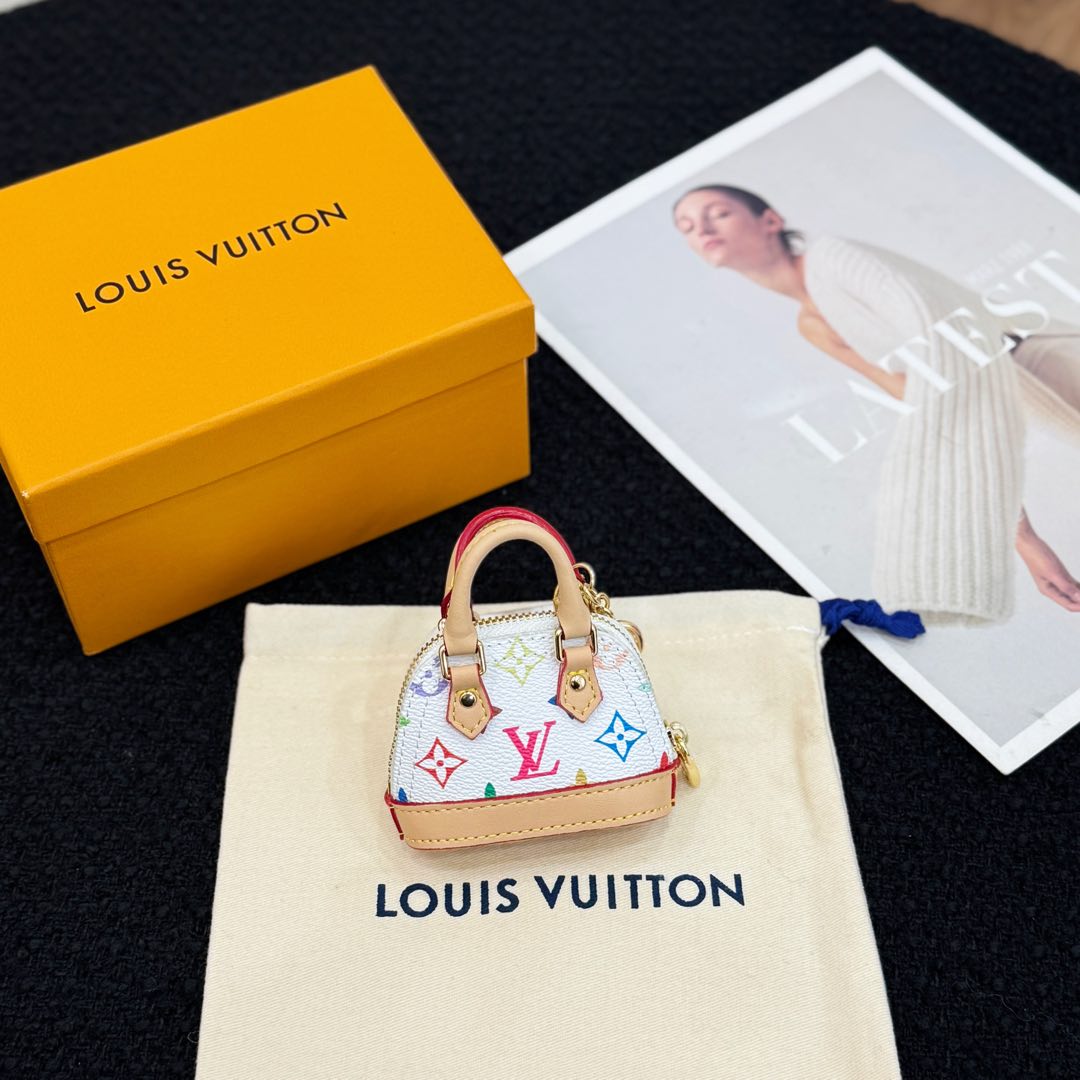 A1Z105E5 Popular bag 's charms accessories