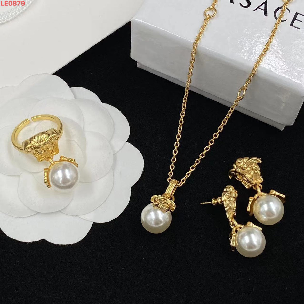 X1Q75A4J Popular Necklaces , Earrings and rings