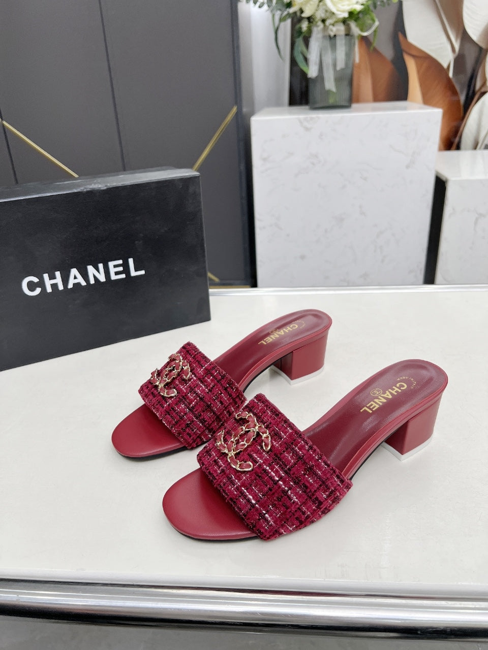 Z2Q55B30 Popular high-quality  Shoes