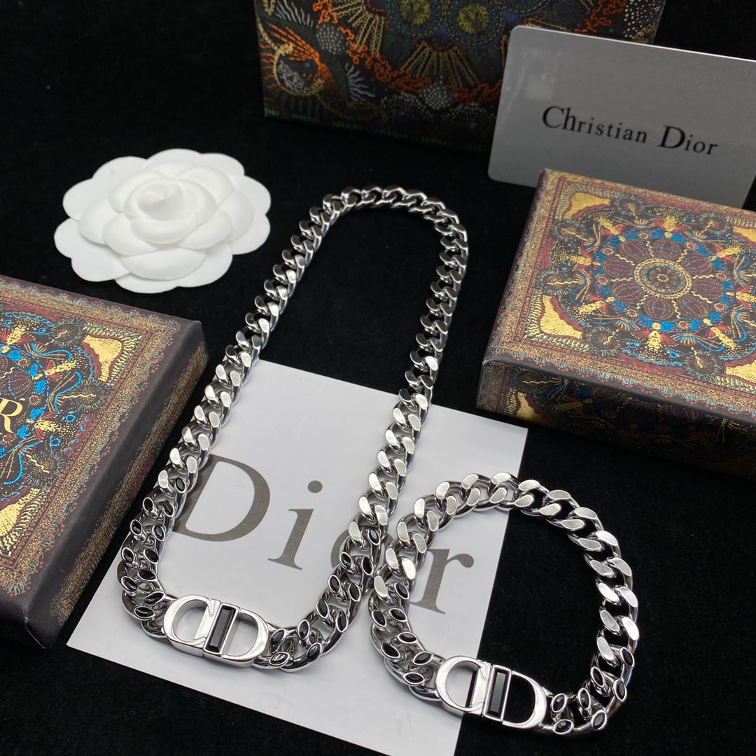 X1D82D224X  Popular Necklaces Bracelets