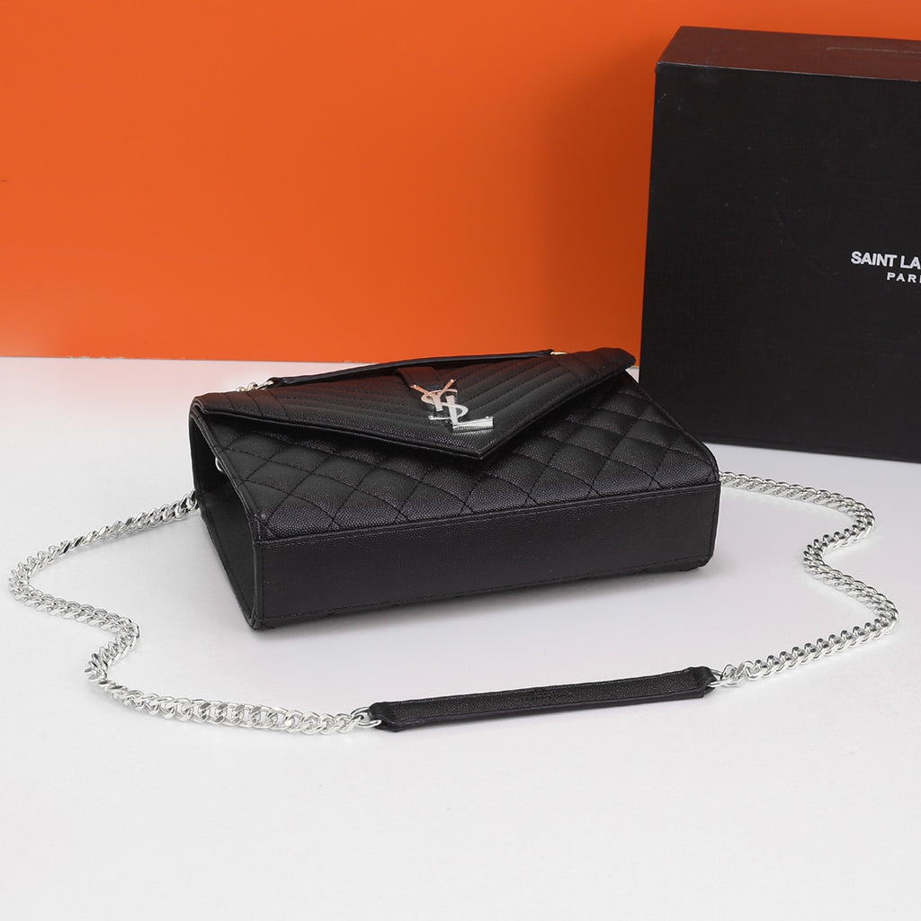 B1X33SL018 Popular  leather bag 
