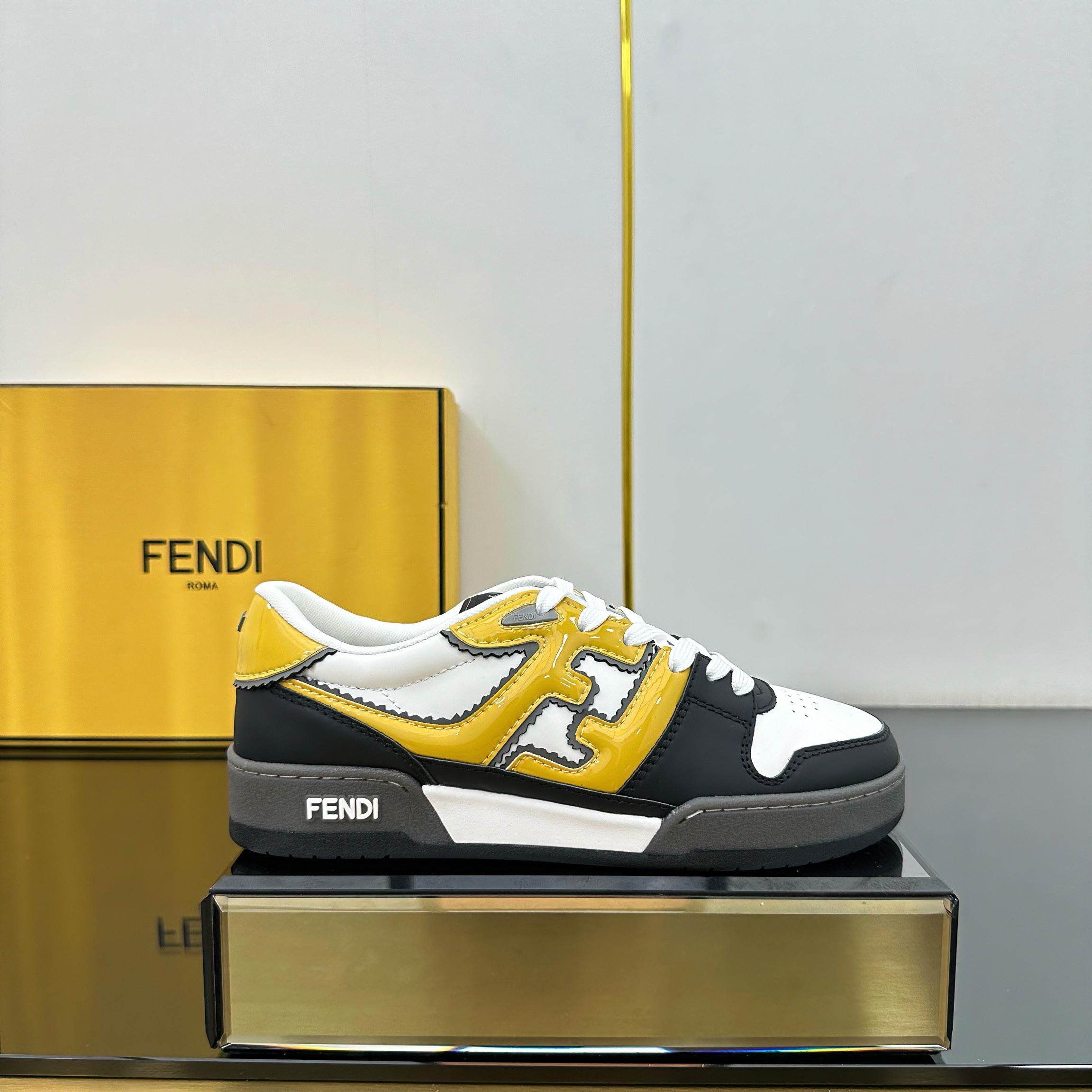Z2Q105F419 Popular high-quality Shoes