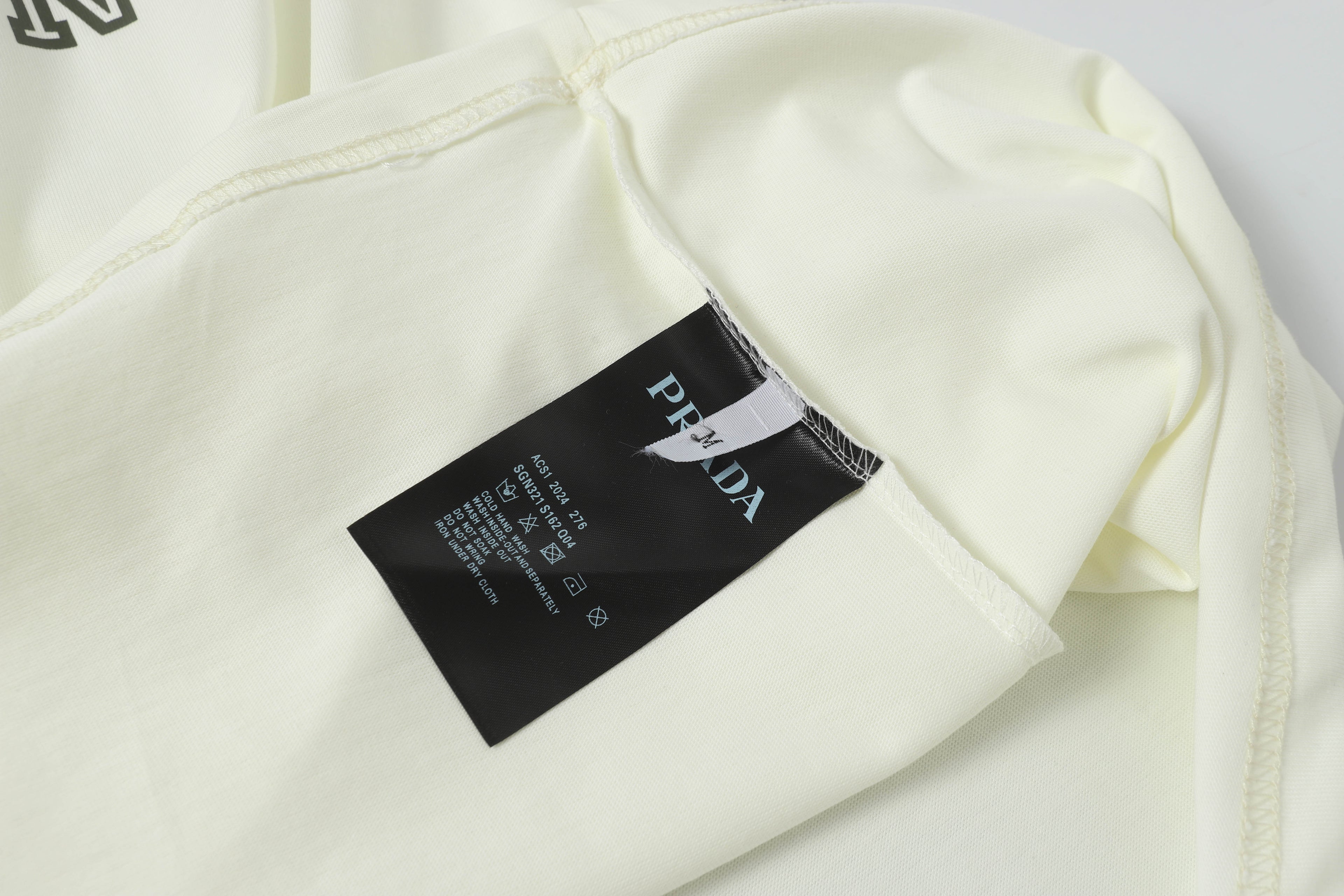 U1R45P158 Popular T-shirt