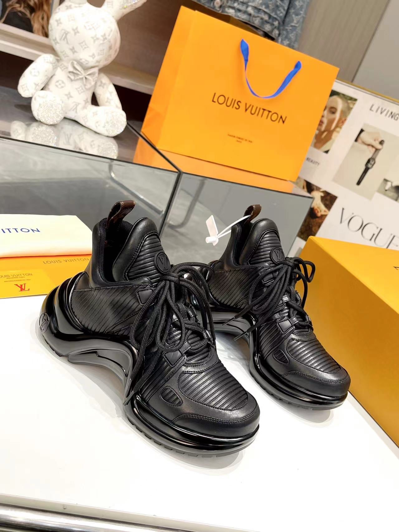 Z2Q95E180  Popular high-quality Shoes