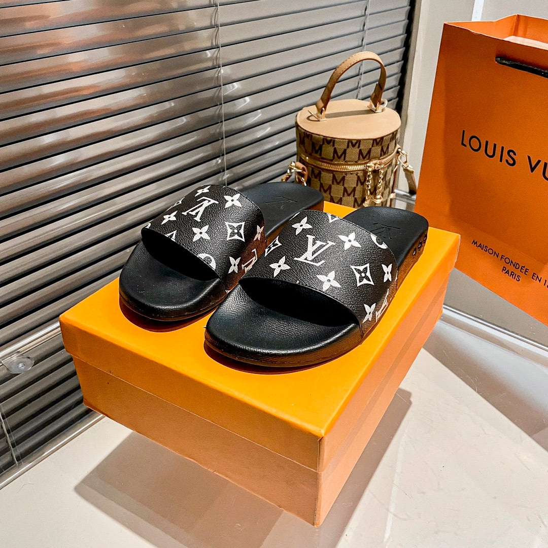 Z1Z54E195 Popular Slippers