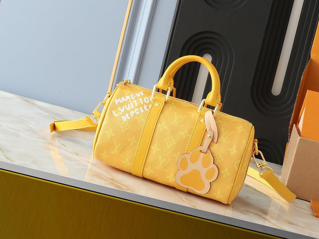 B1X104E60 Popular   leather bag