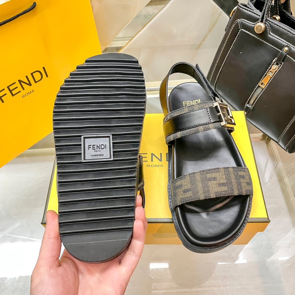 Z1Z54F71 Popular sandals