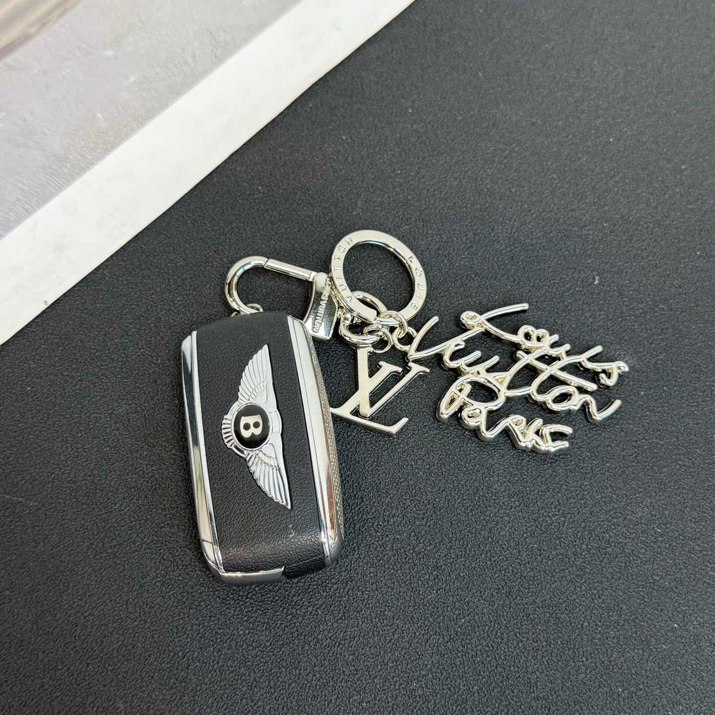 A1Q35E33 Popular bag 's charms accessories