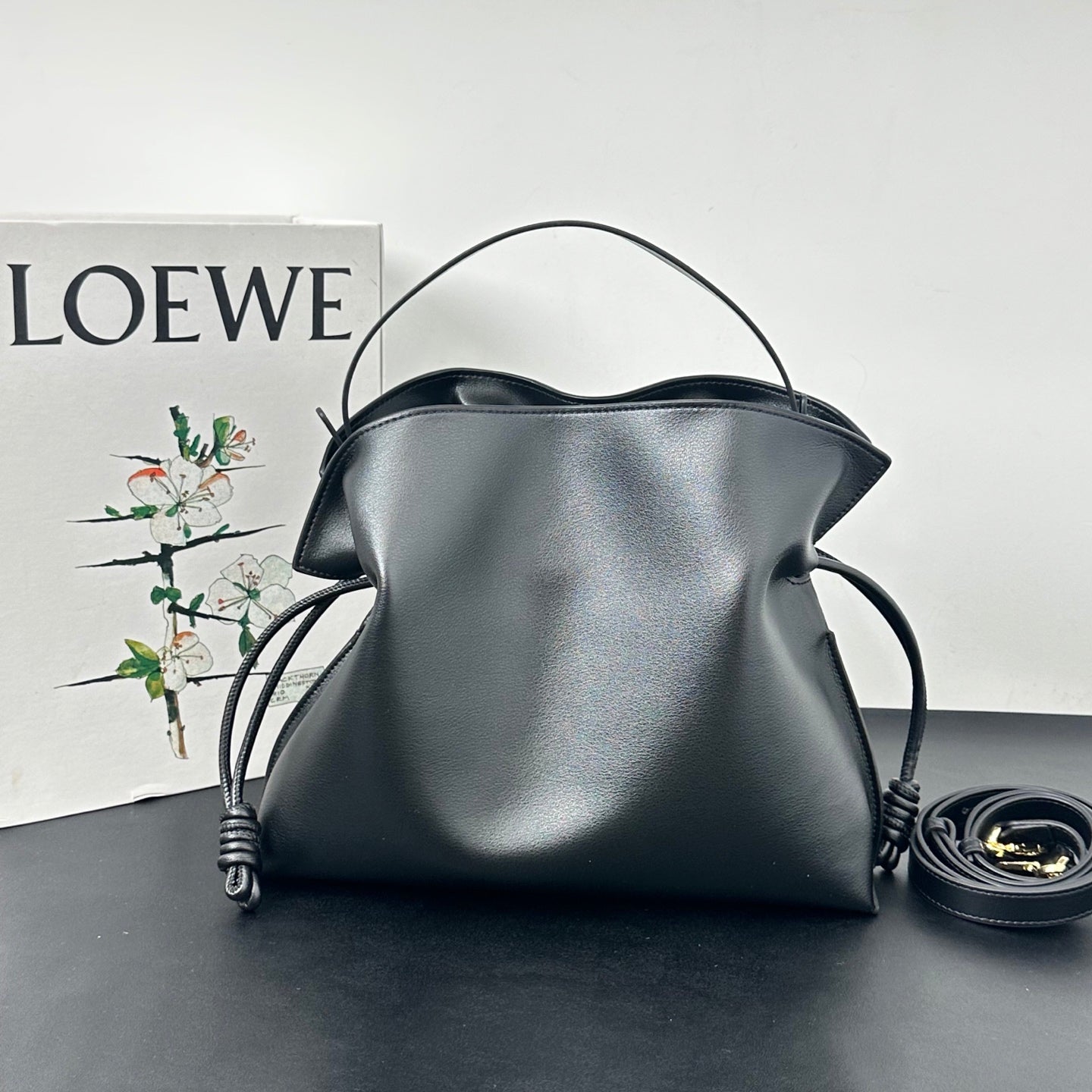 B1R46A13 Popular leather bag