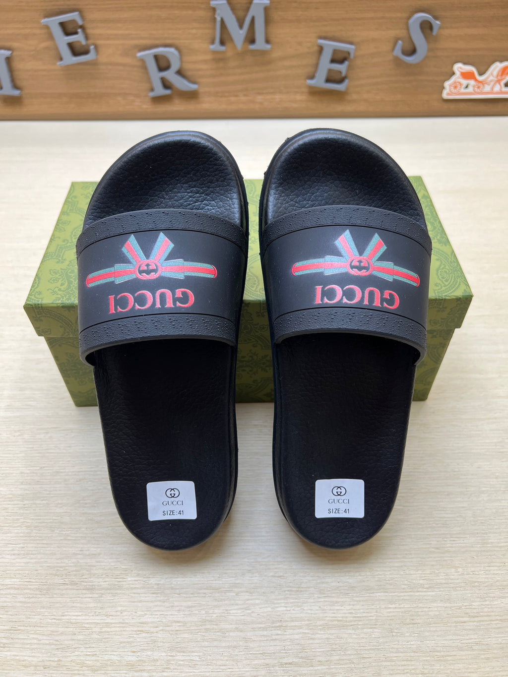 Z5R66B28 Popular Slippers