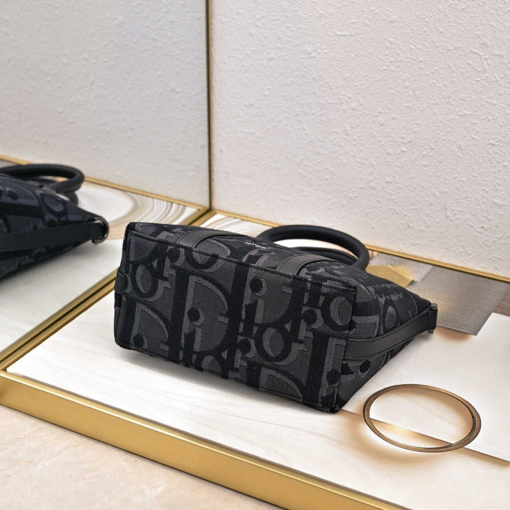 B1X104D65 Popular  bag