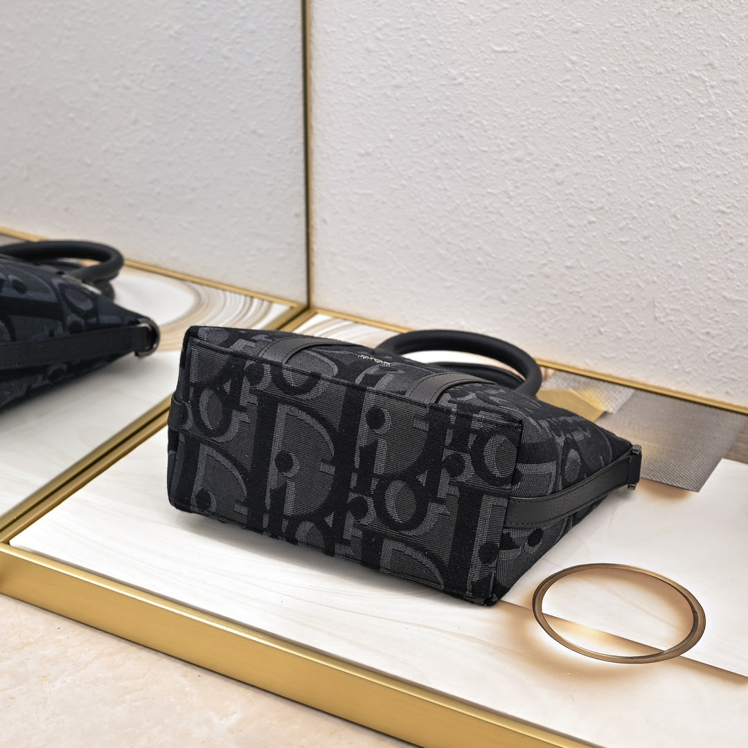 B1X104D65 Popular  bag