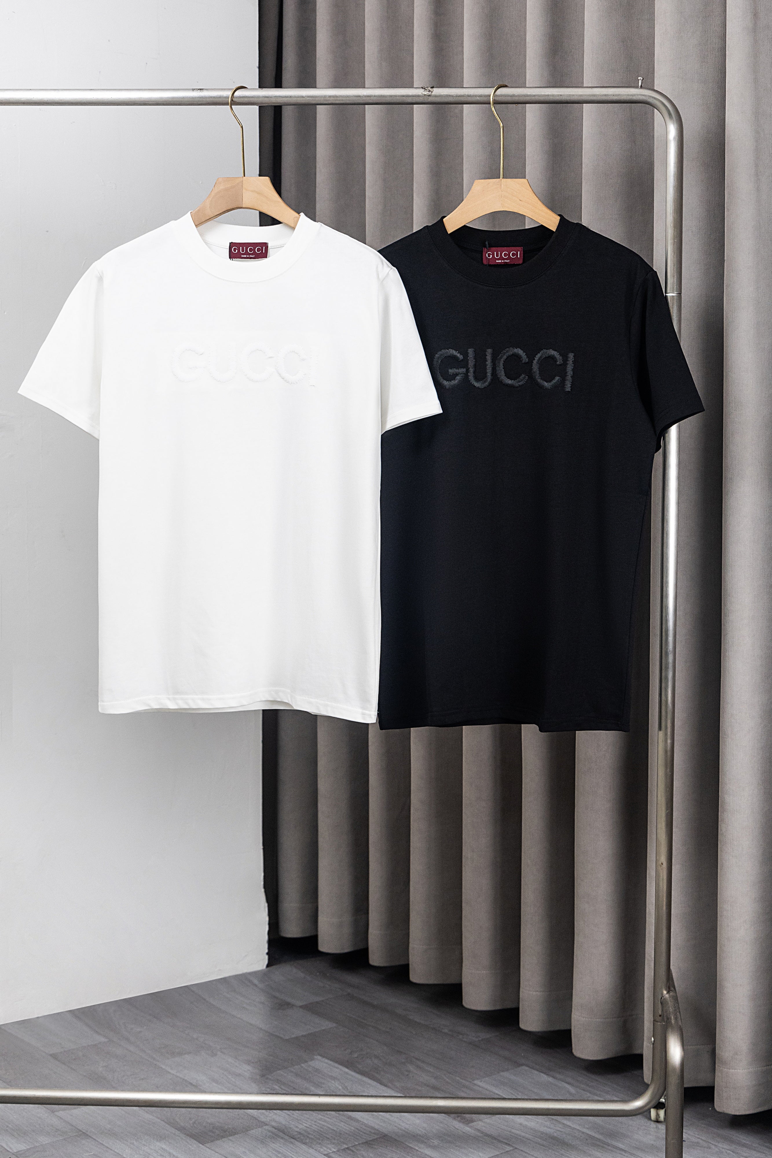 U1P36B130 Popular T-shirts