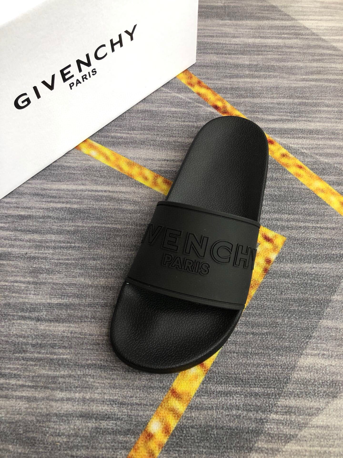 Z5Z35GV265 Popular Slippers