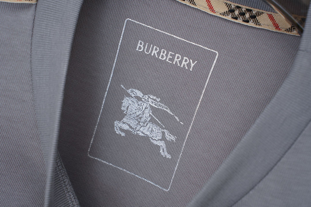 U1R86R7 Popular T-shirts