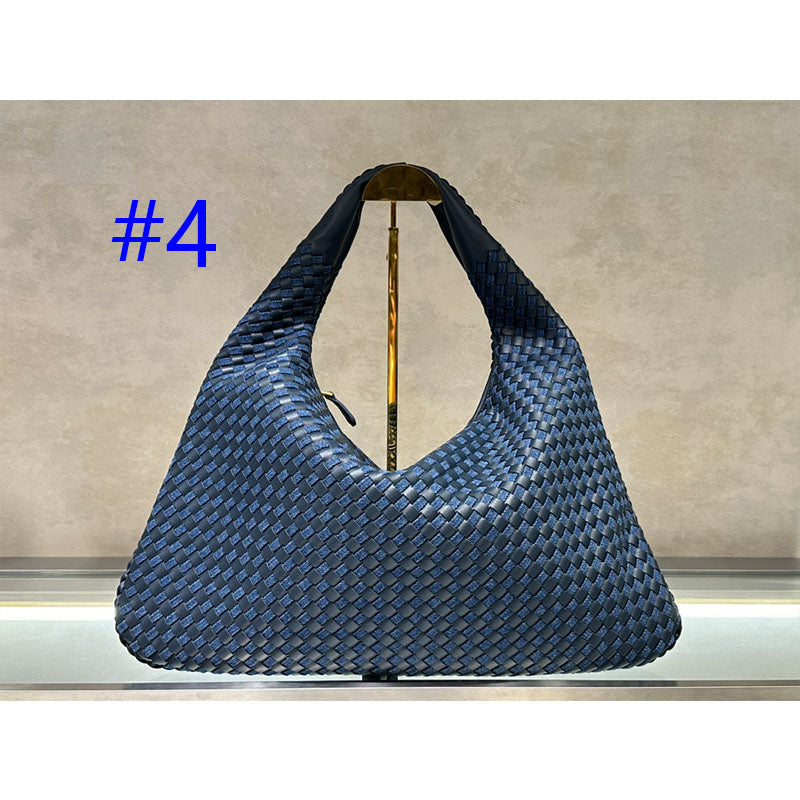 B1W35A116 Popular leather bag