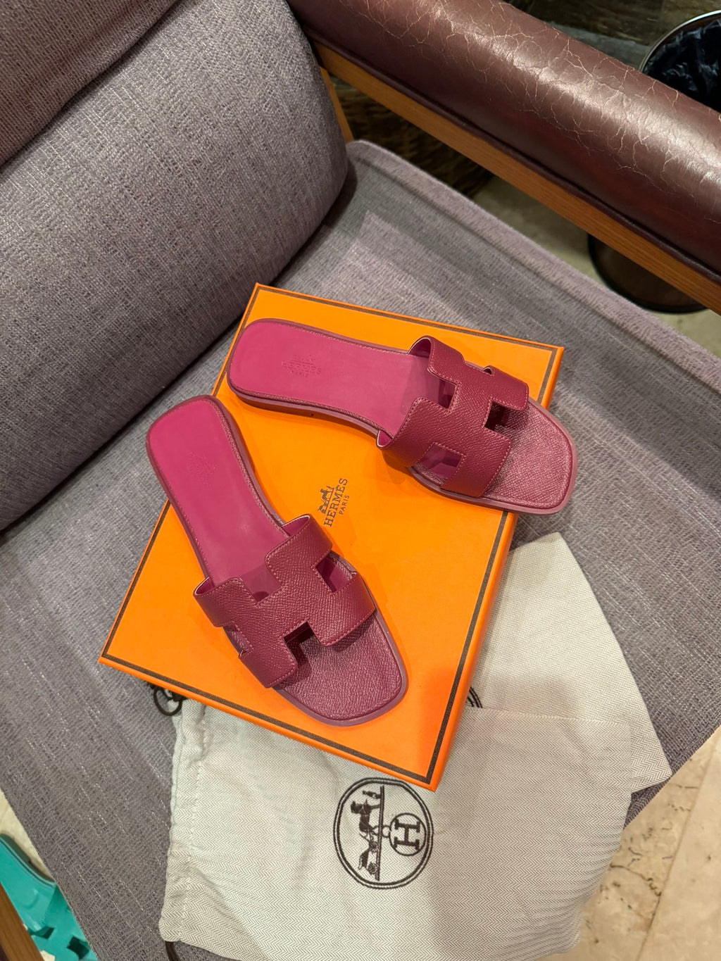 Z1Z55H311 Popular Slippers