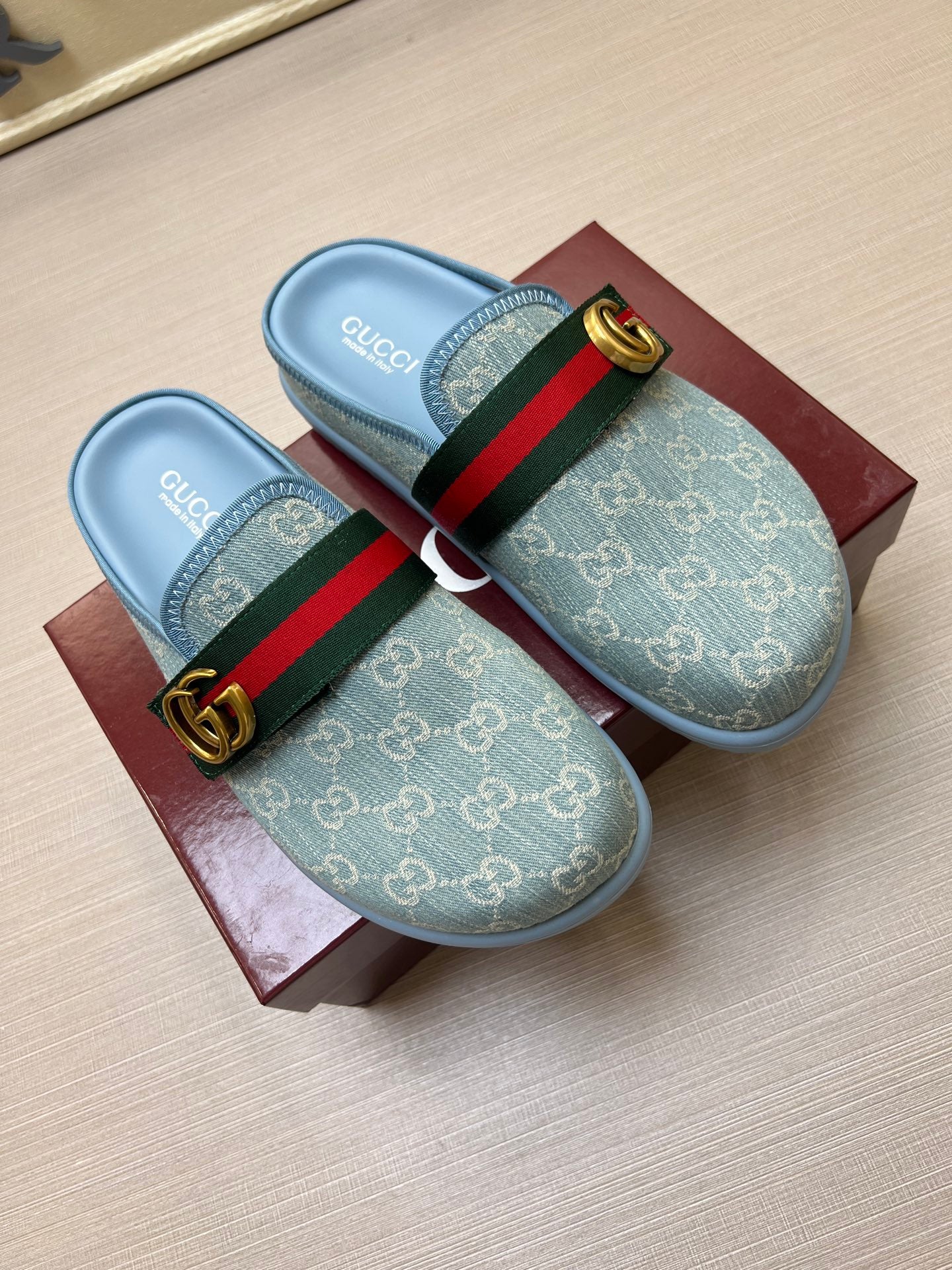 Z5Q105E370 Popular high-quality Shoes