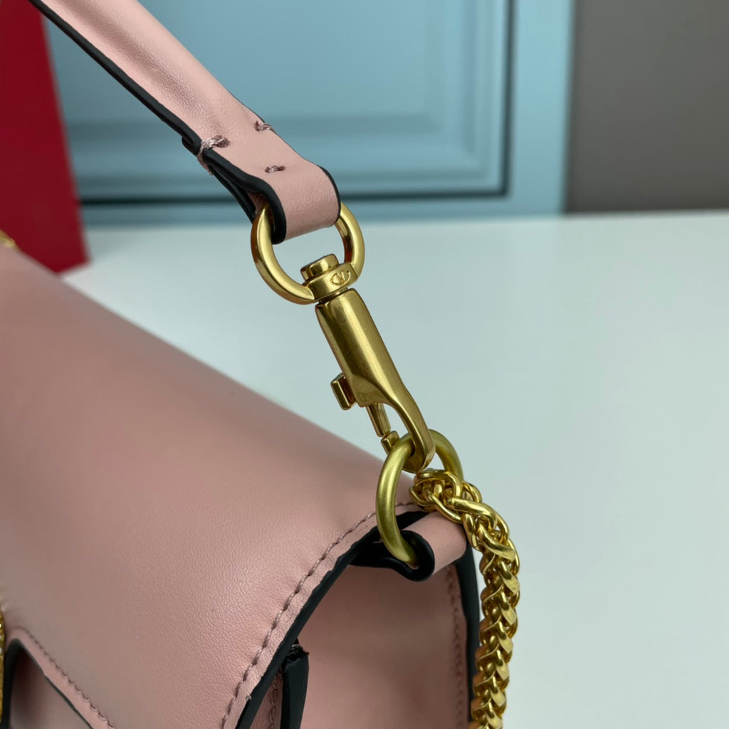 B1W35VL114 Popular  leather bag