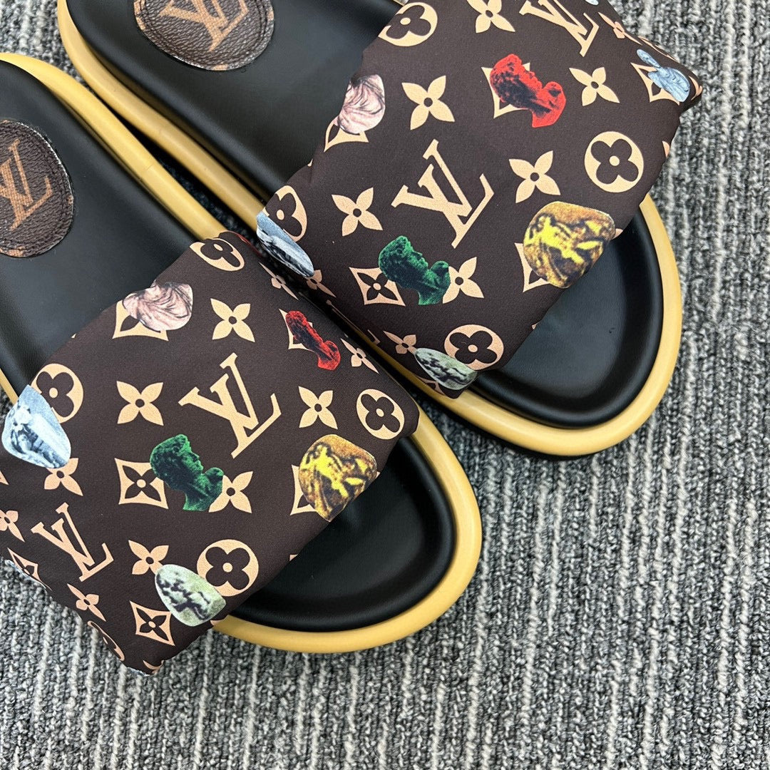Z5XF120 Popular leather quality Slippers