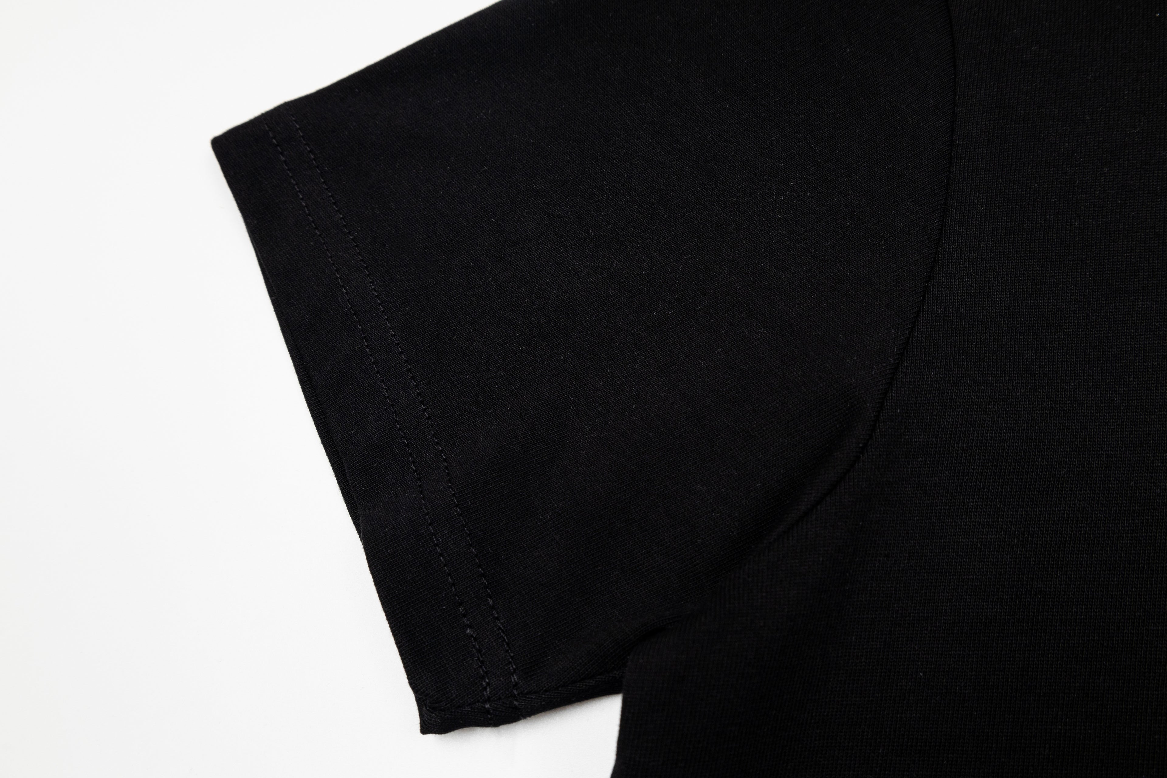 U1R76D30 Popular T-shirts