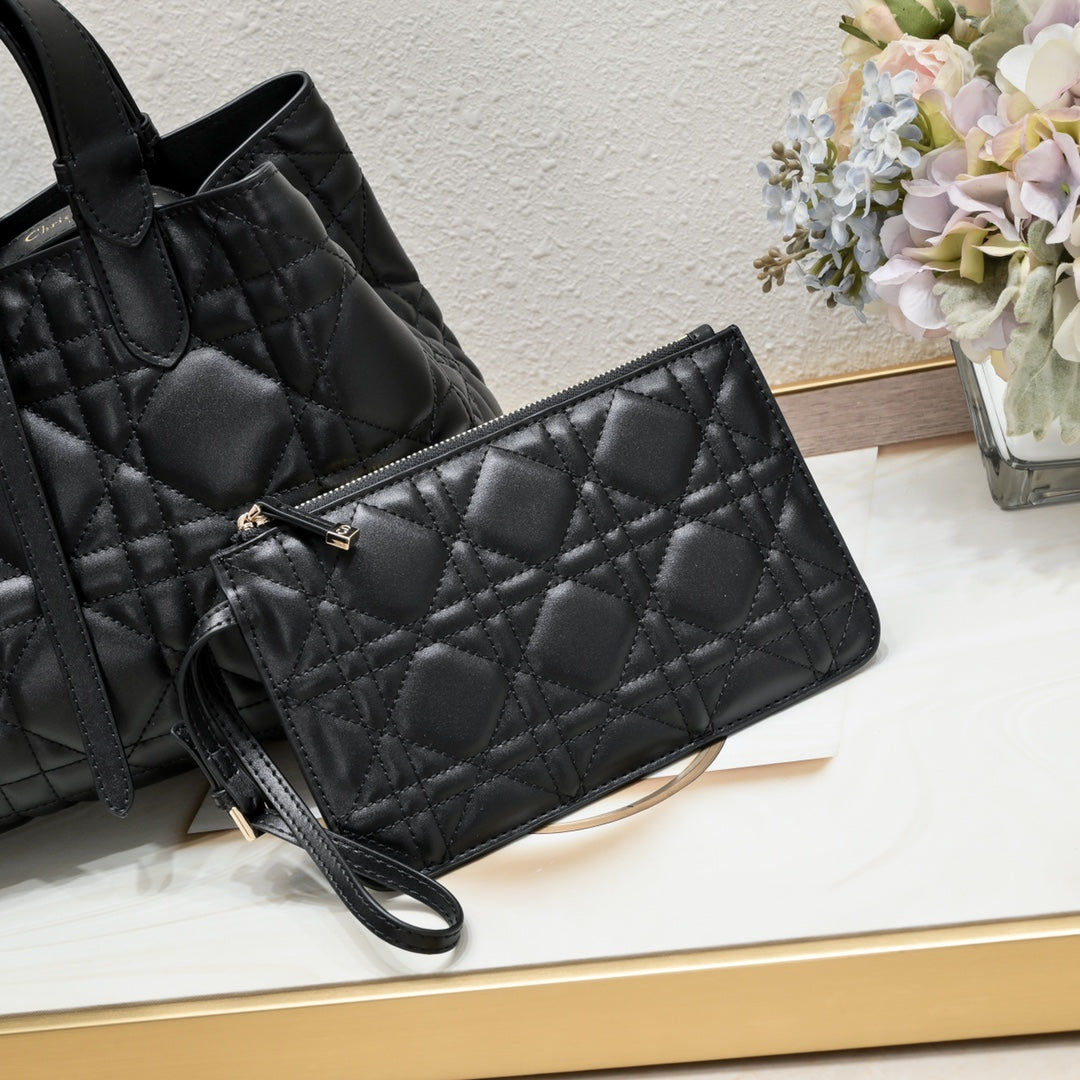 B12X44D359 Popular   leather bag 