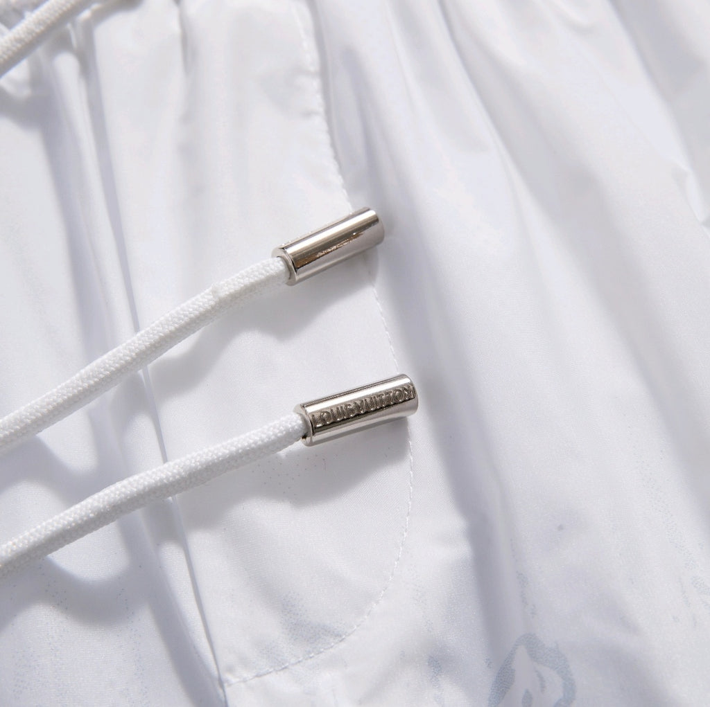 U1N36E10 Popular shorts