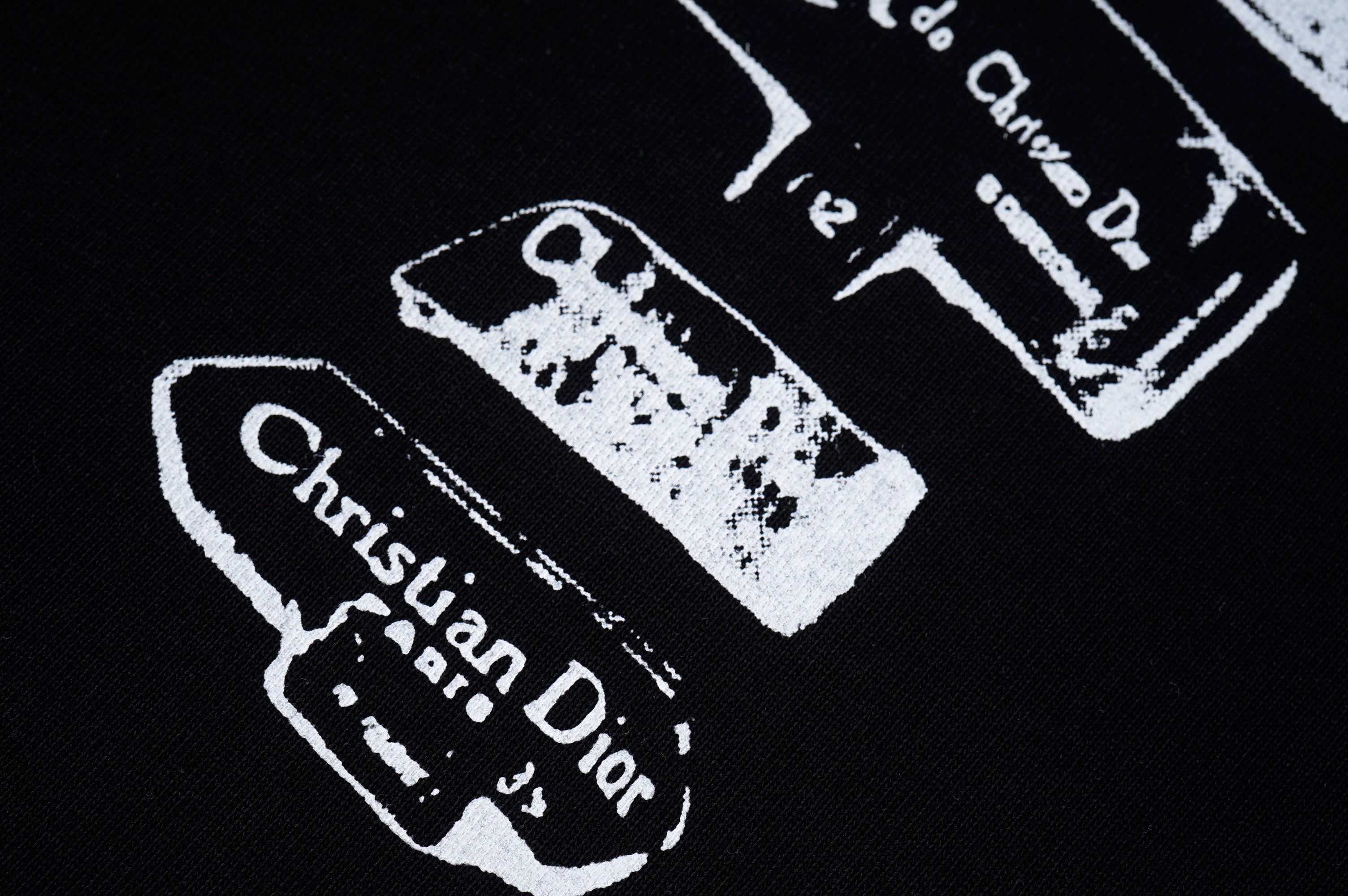 U1W25D40  Popular T-shirts