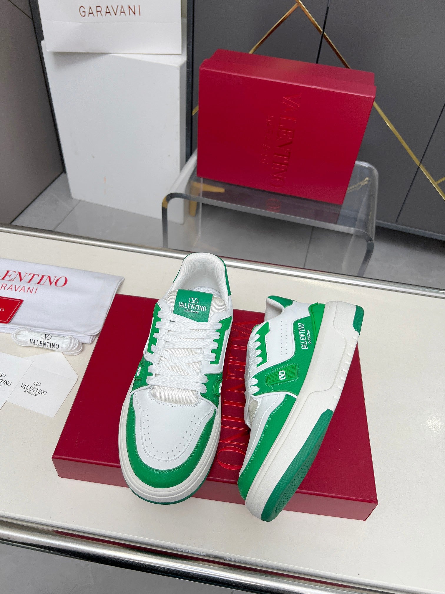 Z2Q95VL176  Popular high-quality Shoes
