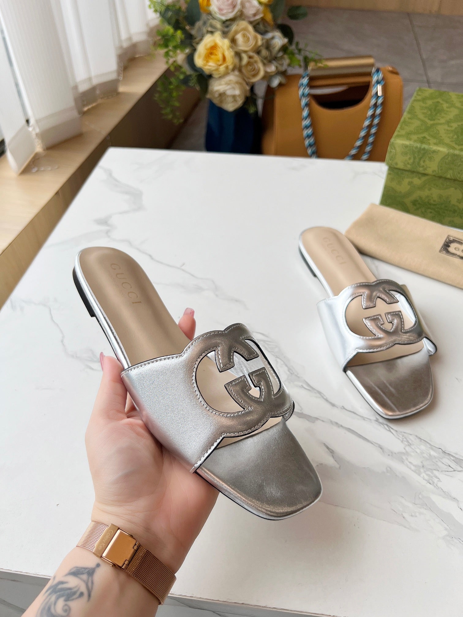 Z2X56B31 Popular high-quality leather Shoes