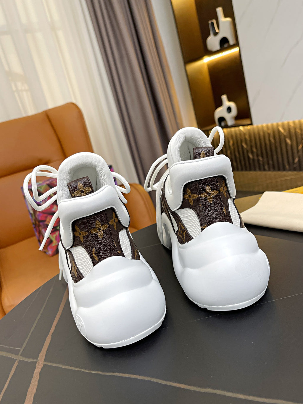 Z2Q95E175  Popular high-quality Shoes