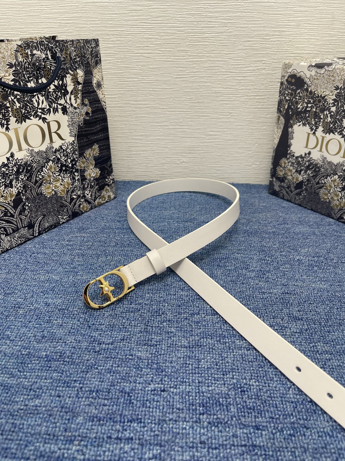 P1R55D205 Popular   High quality belt With full package