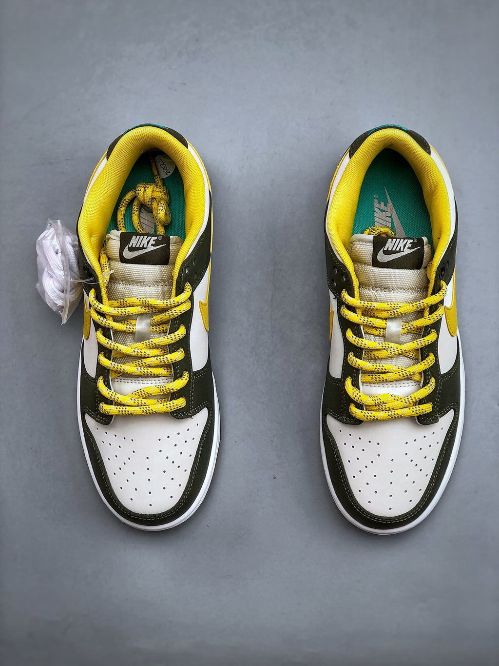 Z4N65A12  Popular shoes