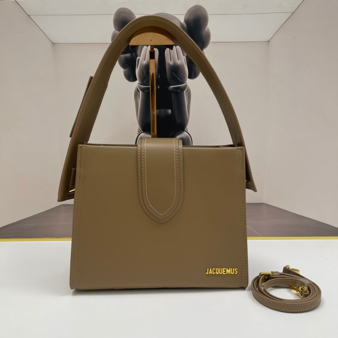 B1P36A25 Popular leather bag