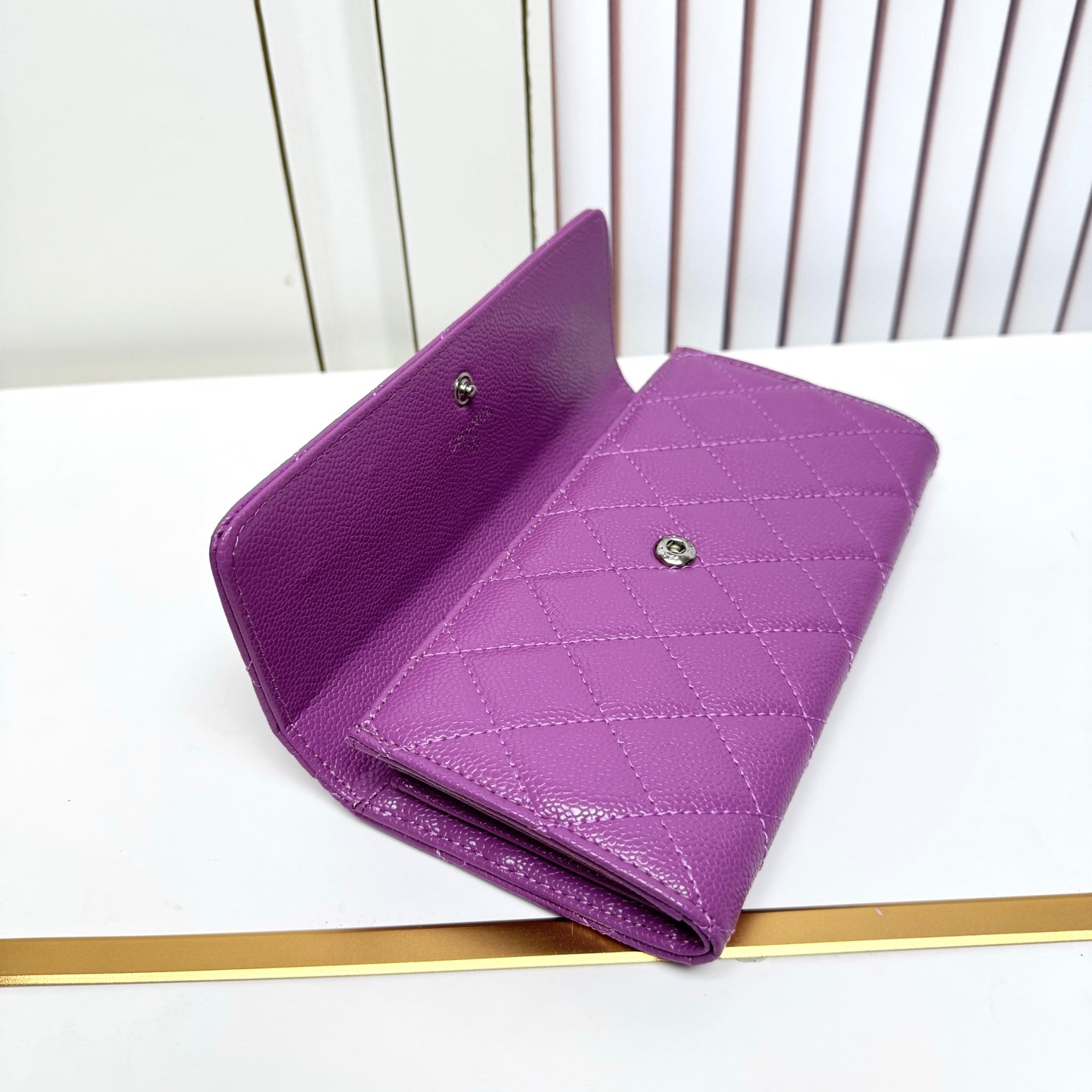 B1N36C20 Popular  leather  Wallets