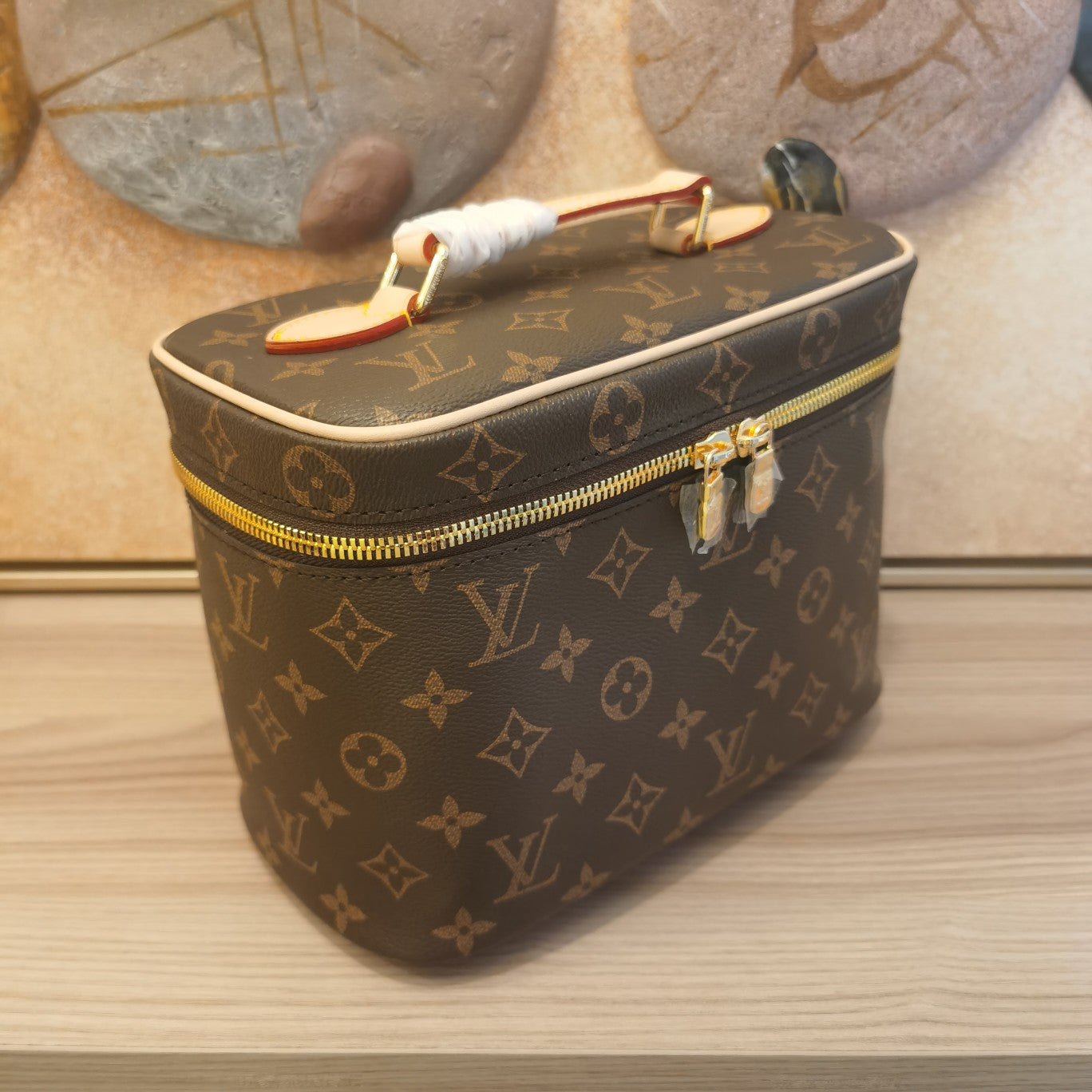B1X34E273 Popular  leather bag 