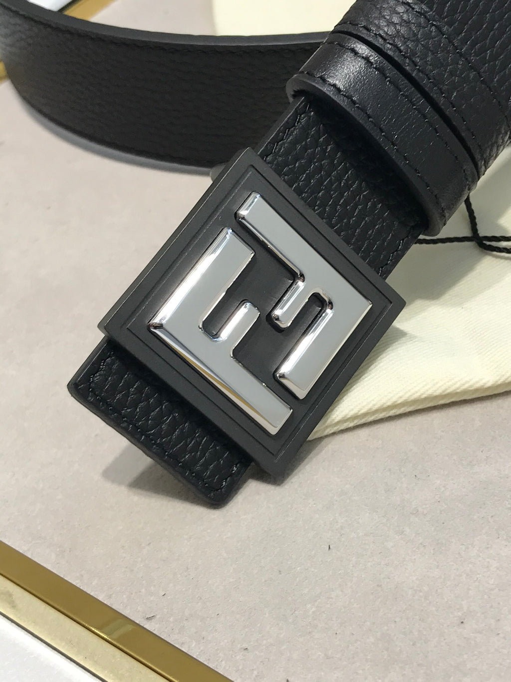 P1Q64F85 Popular  High quality belt With full package