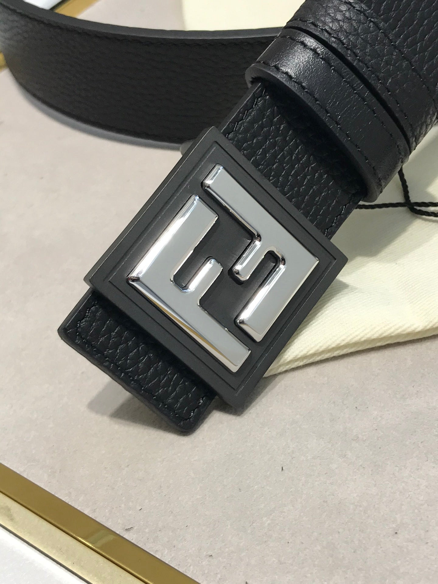 P1Q64F85 Popular  High quality belt With full package