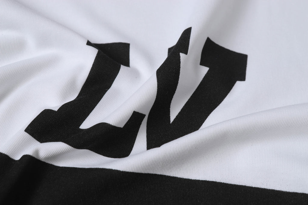U1R45E145 Popular T-shirt