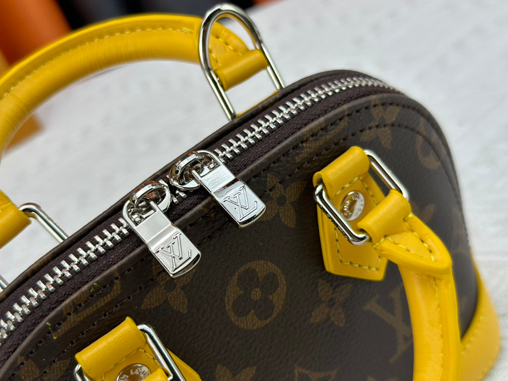 B1X55E19 Popular leather bag