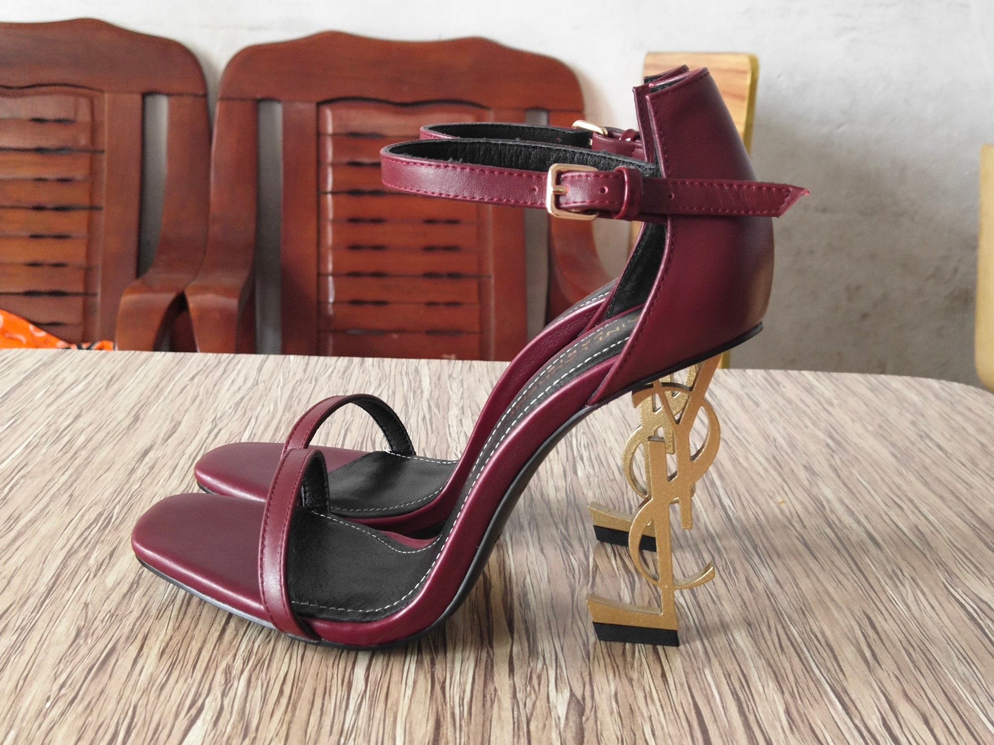 Z2X33SL144 Popular leather high heels